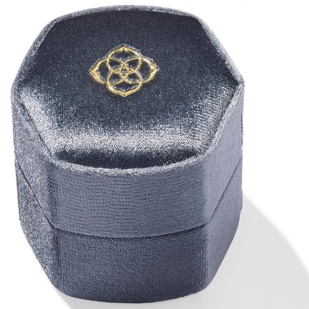 Kendra Scott Davis Small Case with Ring Insert, Grey Blue Velvet
